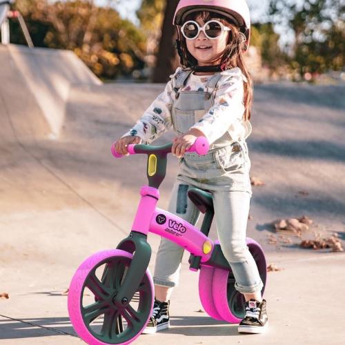 bici de equilibrio rosa