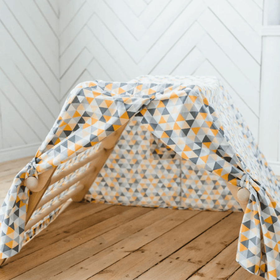 carpa triangulo pikler amarilla