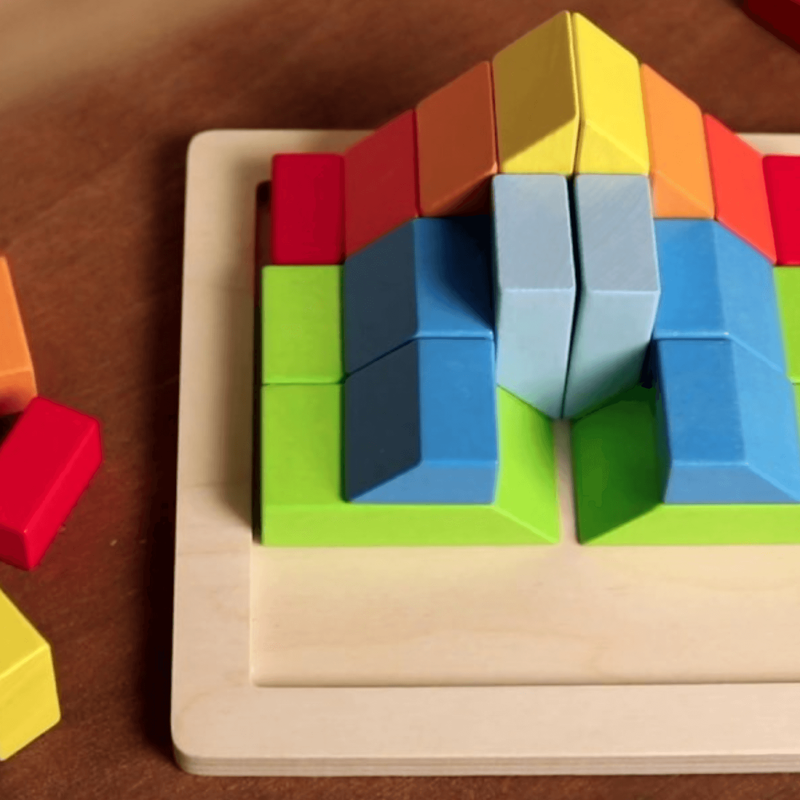 construcciones divertidas de colores